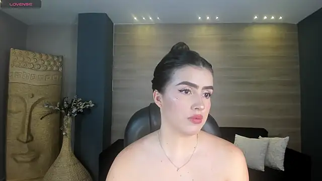 PaulinaSantos  online show from 06.25.26