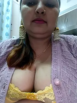 Dianaa9 online show from 12.29.24