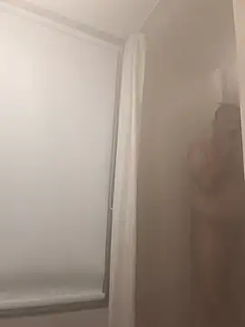 Snapshot of Exhibitionist1508 chatting on 10.31.25 Exhibitionist1508 online show from 10.31.25