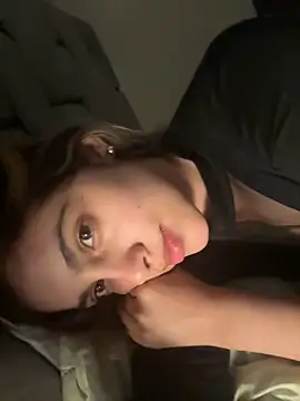 Snapshot of xia_foxxy chatting on 10.08.25 xia foxxy online show from 10.08.25