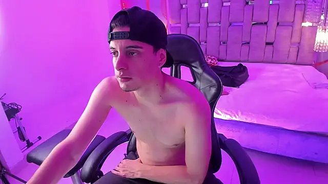 Maximo   online show from 11.18.25