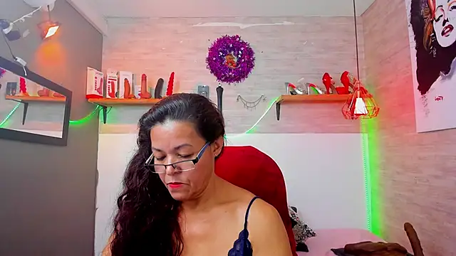 MaturePure online show from 12.20.25