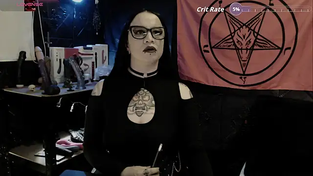 Evil Queen 666 online show from 03.25.26