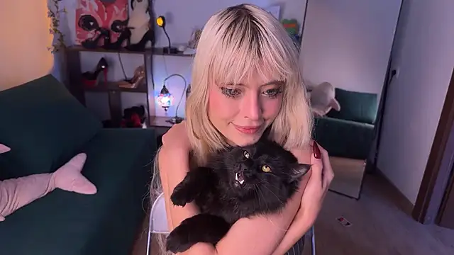 Eerectioneering online show from 09.13.25