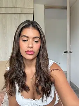 MelissaWaltton online show from 04.14.26