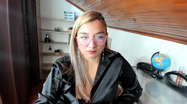  sweetcarla online show from 01.23.25