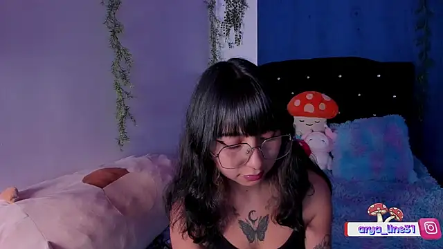 arysUwU online show from 01.26.25