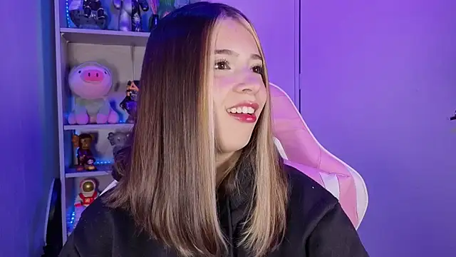 EmilyMiller  online show from 10.14.25