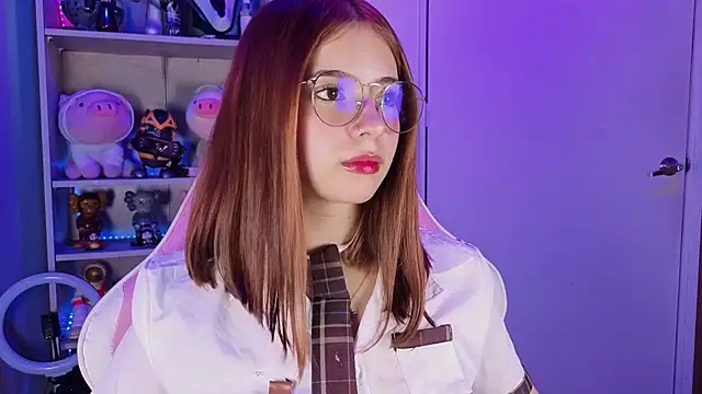 EmilyMiller  online show from 12.02.25