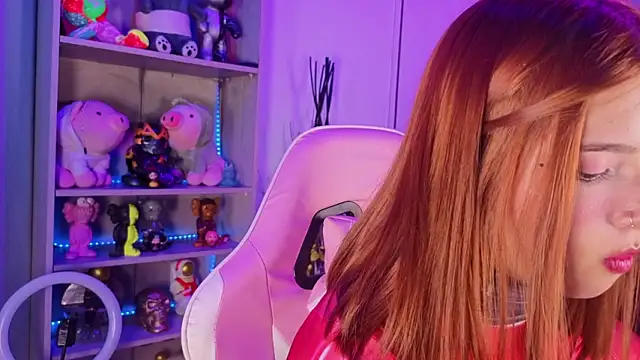 EmilyMiller  online show from 01.11.26