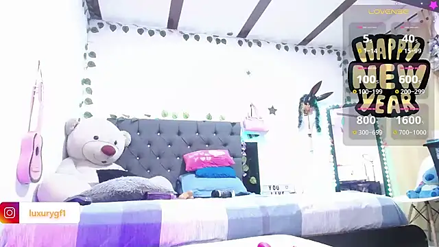 Pocahontaslovex online show from 01.01.25