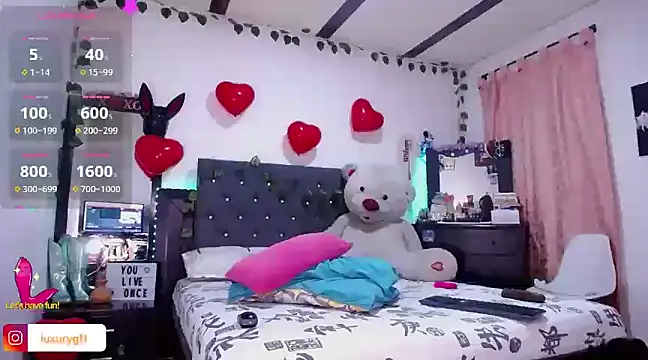 Pocahontaslovex online show from 02.18.25