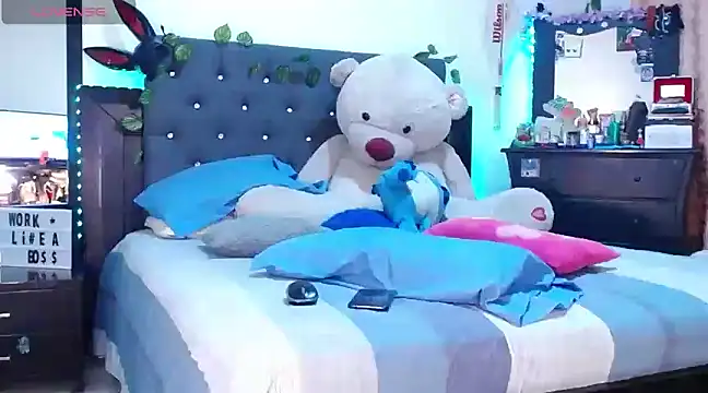 Pocahontaslovex online show from 03.07.25