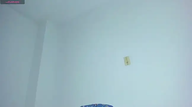 cheryl blossom69 online show from 02.05.25