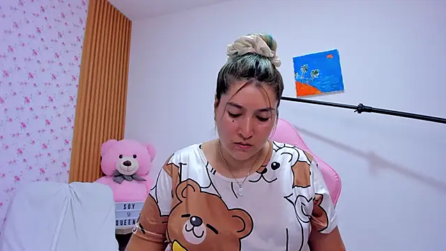 Soyqueen online show from 05.10.26