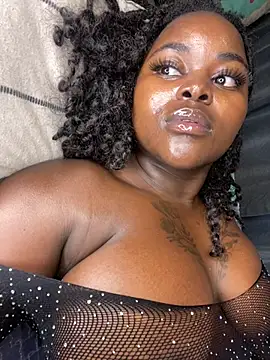 Honeycoco0211 online show from 03.08.25