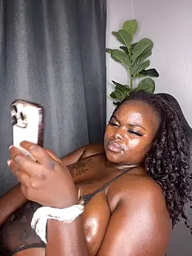 Honeycoco0211 online show from 10.03.25