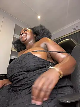 Honeycoco0211 online show from 03.23.26