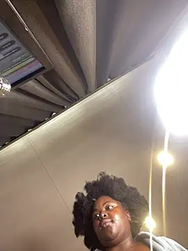 Honeycoco0211 online show from 06.28.26