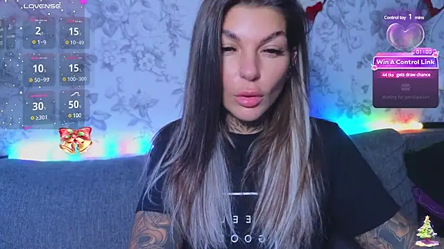 Snapshot of tattooedBabyy chatting on 12.19.24 tattooedBabyy online show from 12.19.24