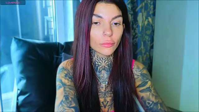 Snapshot of tattooedBabyy chatting on 04.28.26 tattooedBabyy online show from 04.28.26
