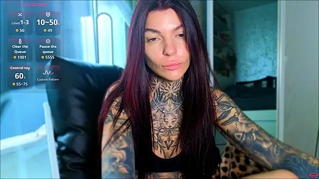 Snapshot of tattooedBabyy chatting on 04.30.26 tattooedBabyy online show from 04.30.26
