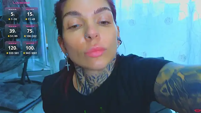 Snapshot of tattooedBabyy chatting on 06.07.26 tattooedBabyy online show from 06.07.26
