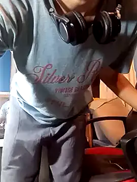 Snapshot of takumysexy chatting on 12.10.24 takumysexy online show from 12.10.24