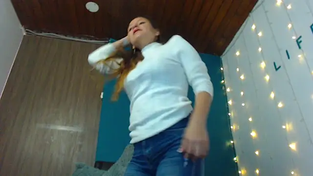 camila delarosa online show from 12.21.24