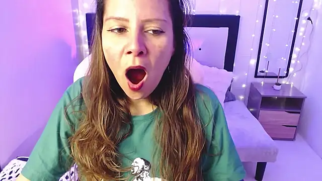 Snapshot of camila_delarosa chatting on 07.17.26 camila delarosa online show from 07.17.26
