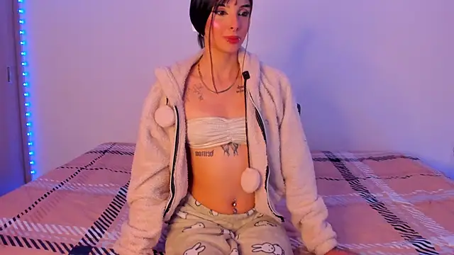 Snapshot of ChloeAddamss chatting on 06.29.26 ChloeAddamss online show from 06.29.26