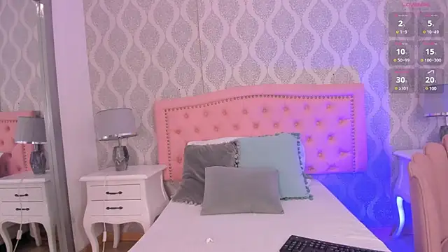 Snapshot of Valerith_Vega_ chatting on 12.23.24 Valerith Vega  online show from 12.23.24