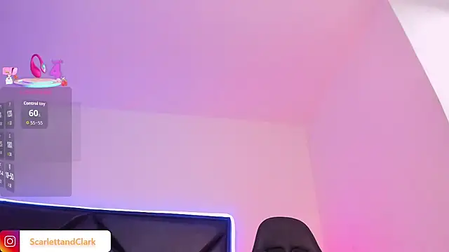 ScarlettAndClark online show from 10.29.25