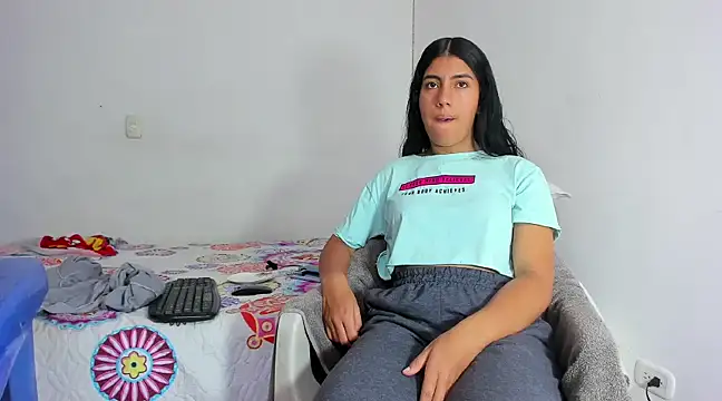 skinnyanai2 online show from 02.13.25