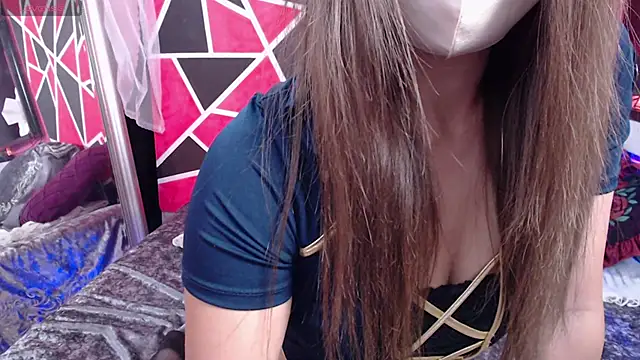 Snapshot of Lion_______ chatting on 12.14.24 Lion        online show from 12.14.24