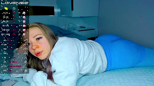 kitti kaattt online show from 02.16.25