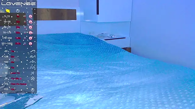 kitti kaattt online show from 02.28.25