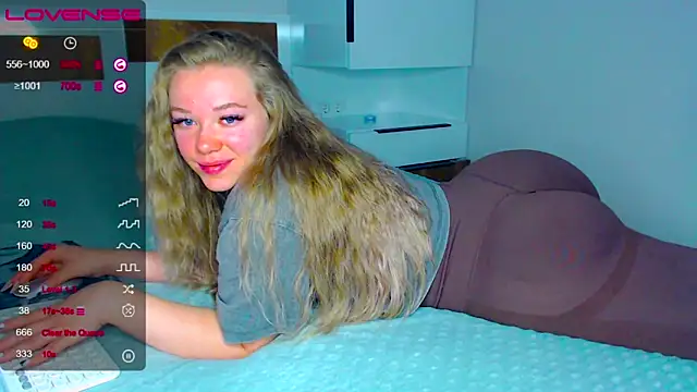 kitti kaattt online show from 09.20.25