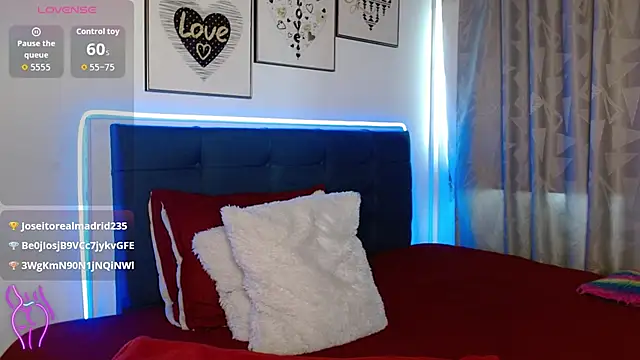 Dominik girl online show from 10.19.25