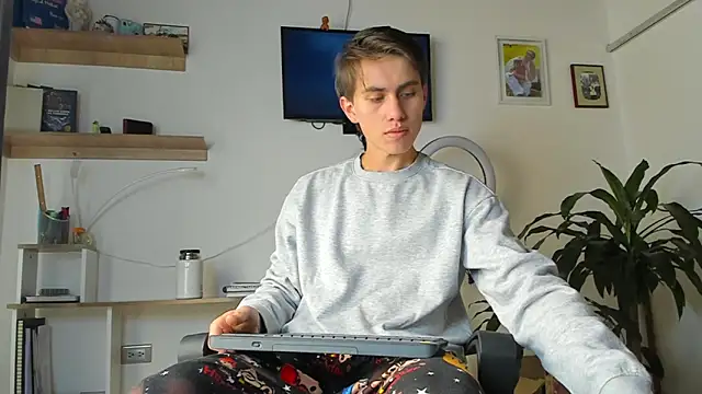 manucute 23  online show from 01.14.26