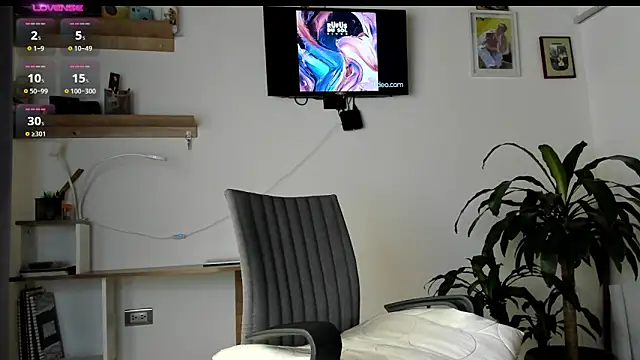 manucute 23  online show from 03.18.26