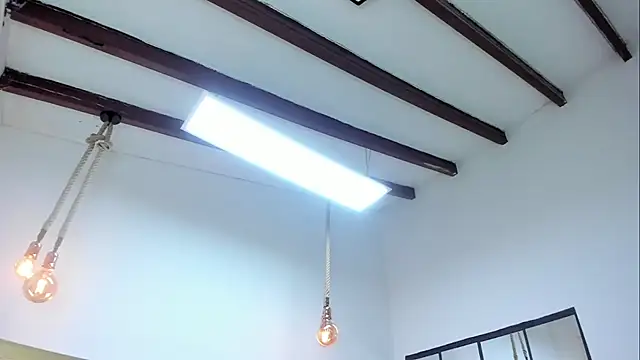 Oriana Guzman online show from 01.11.25