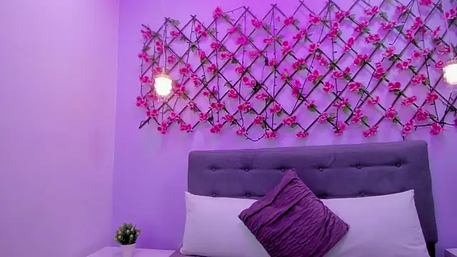 Oriana Guzman online show from 03.06.25