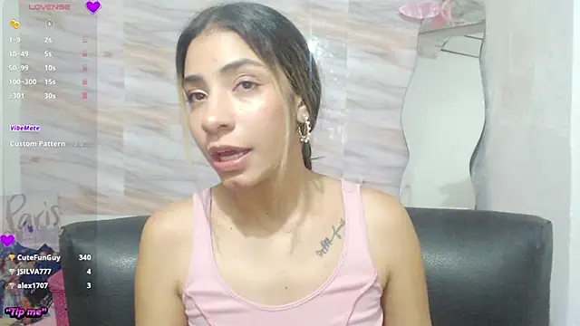 Snapshot of mariana_190 chatting on 12.25.24 mariana 190 online show from 12.25.24