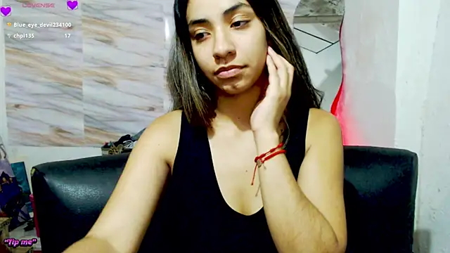 Snapshot of mariana_190 chatting on 03.19.25 mariana 190 online show from 03.19.25