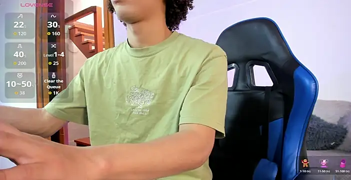 kleo helenos online show from 10.21.25