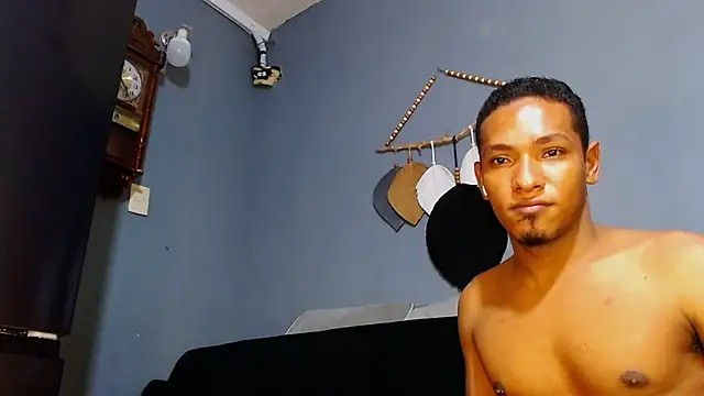 Grandeygruesa1 online show from 02.10.25