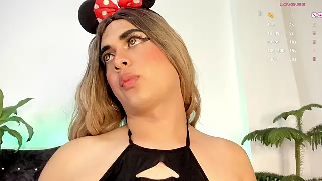 Snapshot of candy_canne__ chatting on 01.08.25 candy canne online show from 01.08.25