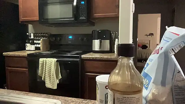 Snapshot of NatalieKneals chatting on 01.02.25 NatalieKneals online show from 01.02.25