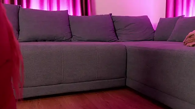 Snapshot of BaayBee__ chatting on 11.13.25 BaayBee online show from 11.13.25